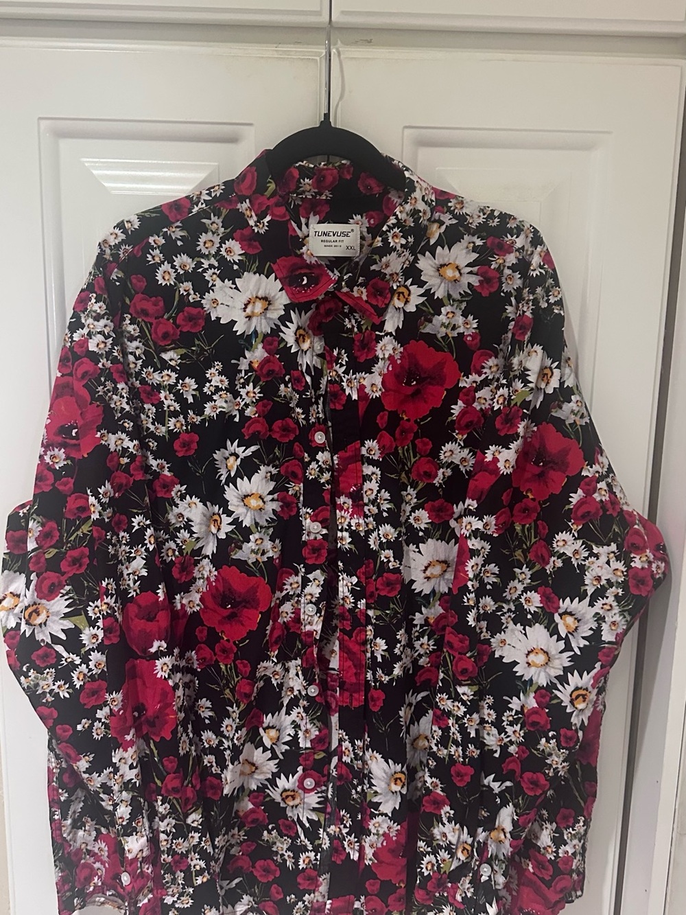 Tunevuse Floral Button-Up Dress Shirt with Poppies and Daisies